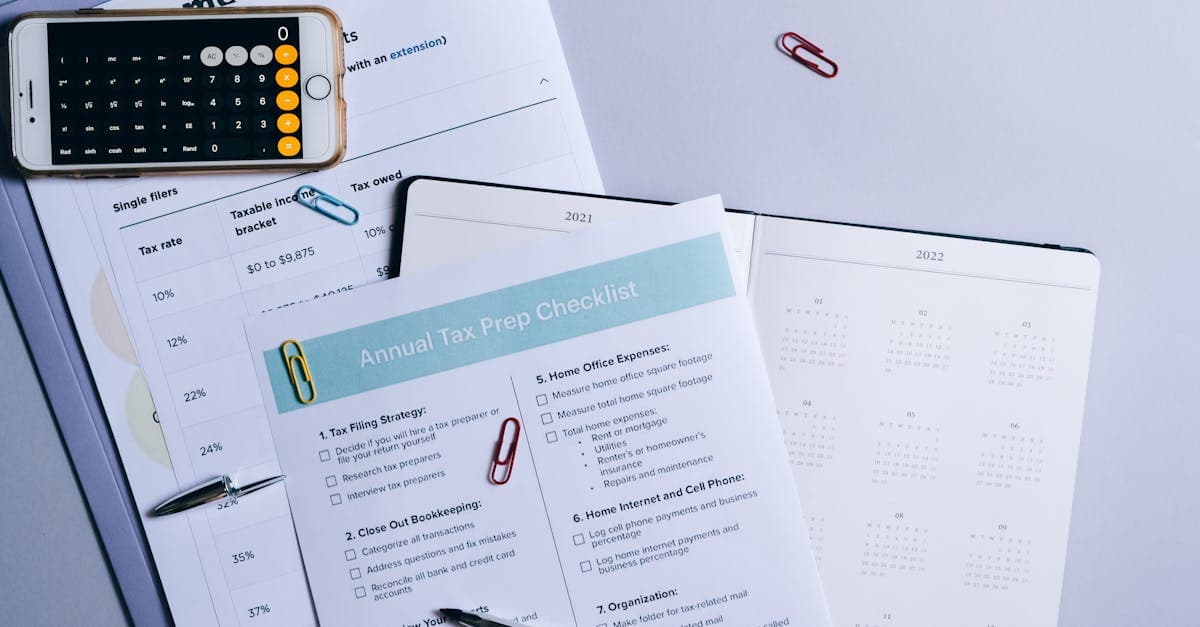 Cover Image for When Should You Get a Policy Checkup? A Complete Timing Guide