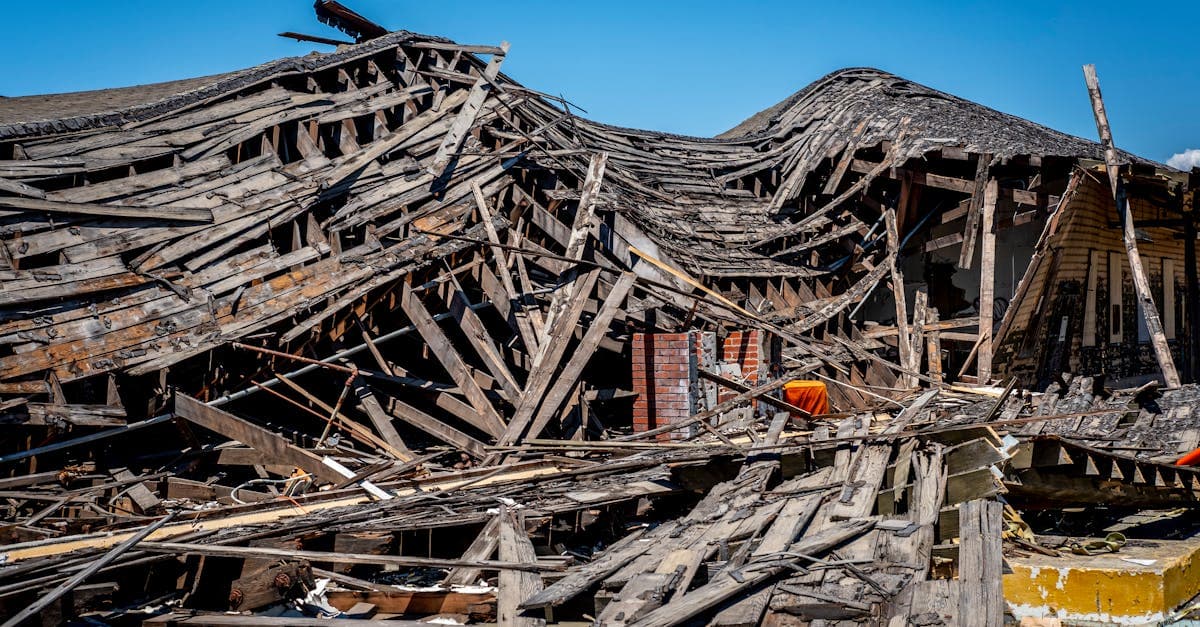 Cover Image for What Is a Hurricane Deductible? A Complete Guide for Homeowners